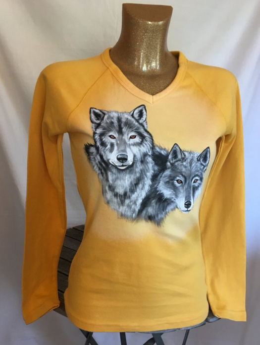 Žluté tričko s vlky