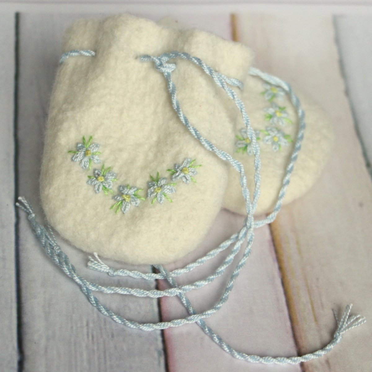 Dětské rukavičky - s pomněnkami, pomněnky