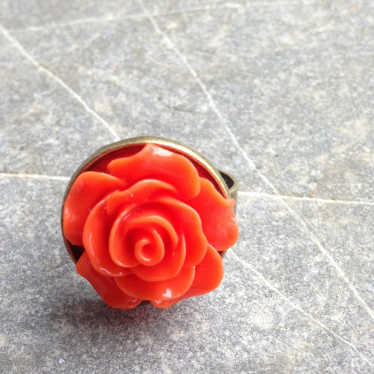 Prsten s oranžovou růžičkou