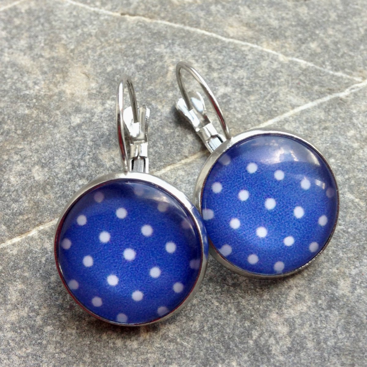 Náušnice fialový puntík