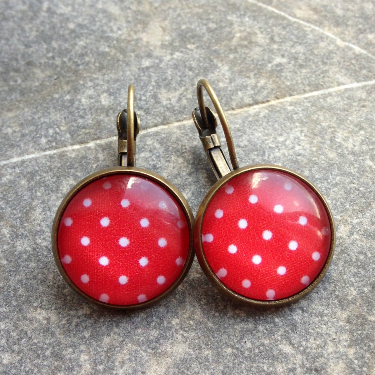 Náušnice červený puntík