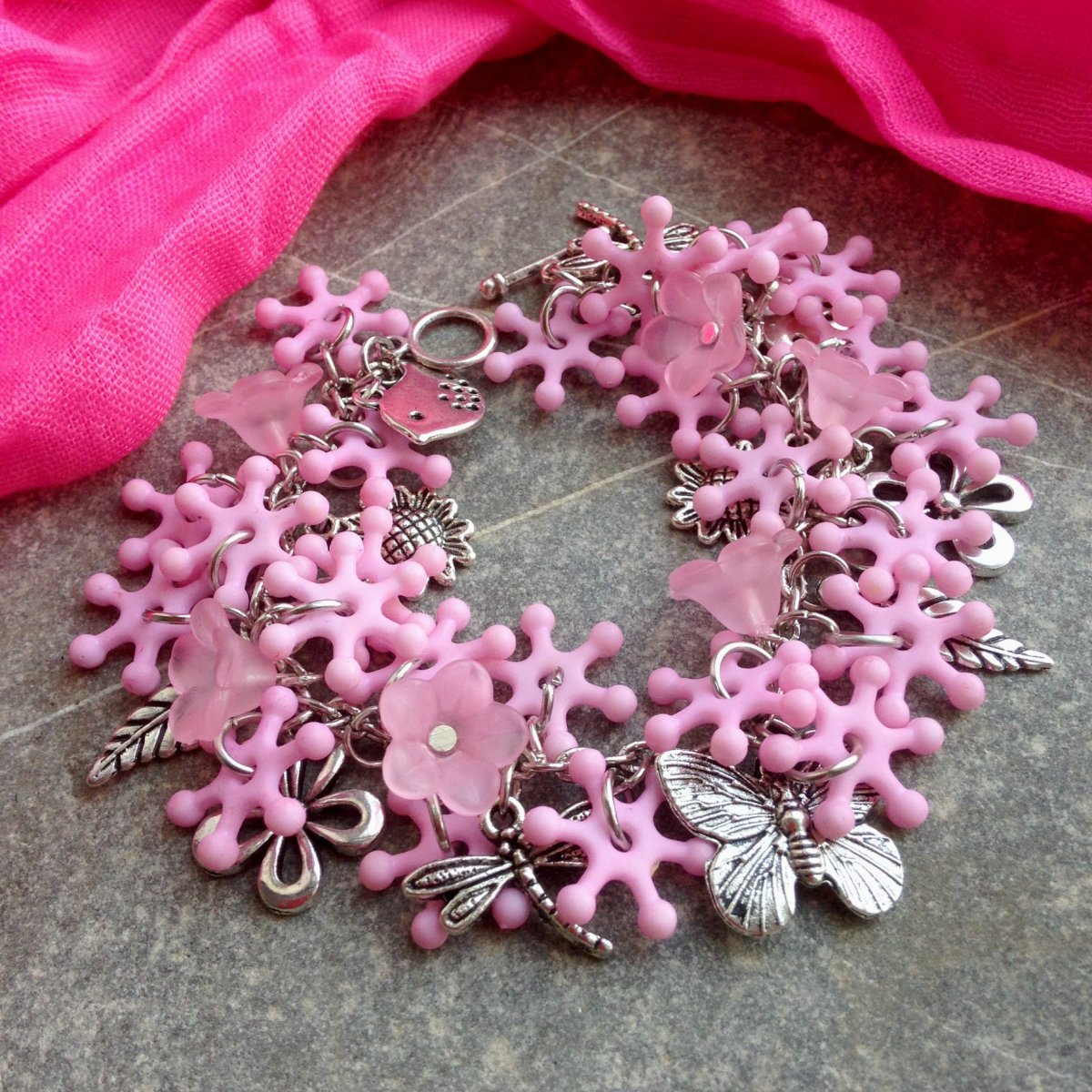 Náramek Růžové vločky