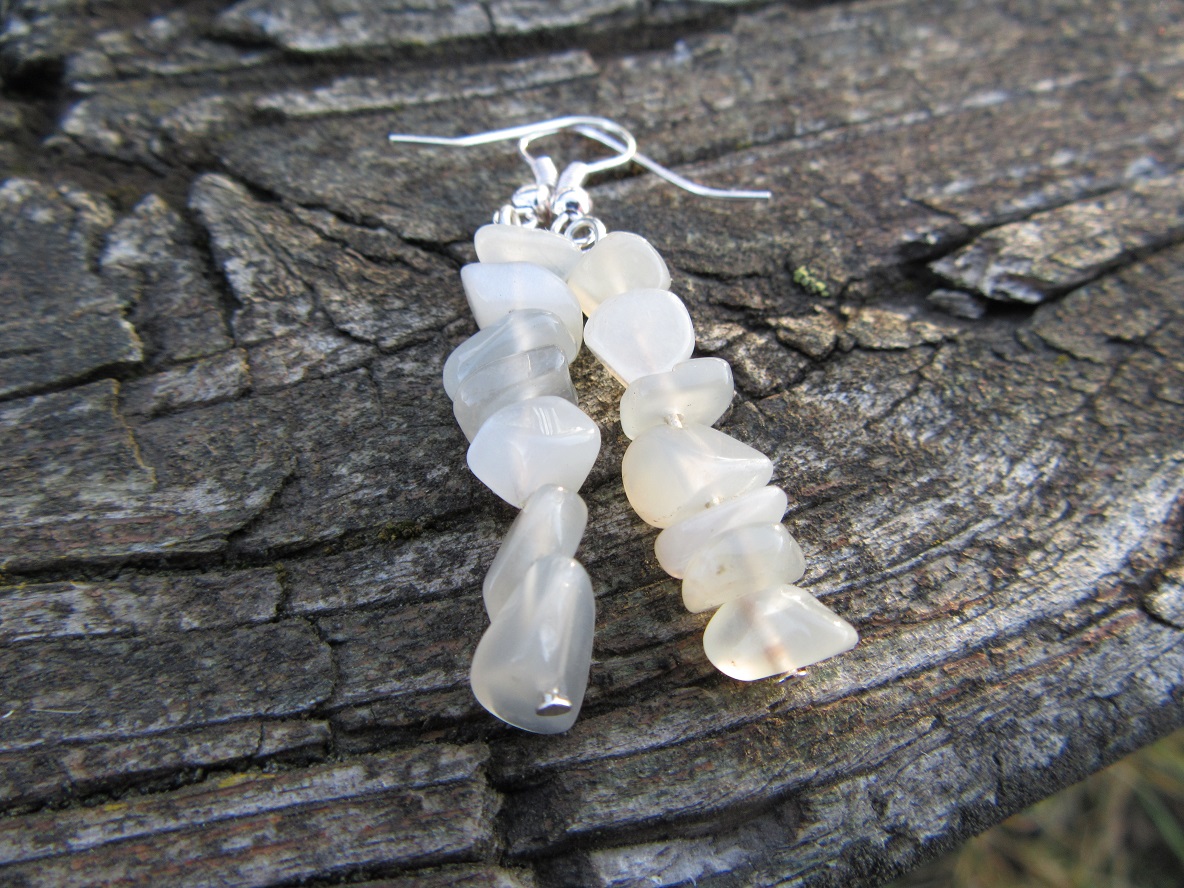 Náušnice z měsíčního kamene