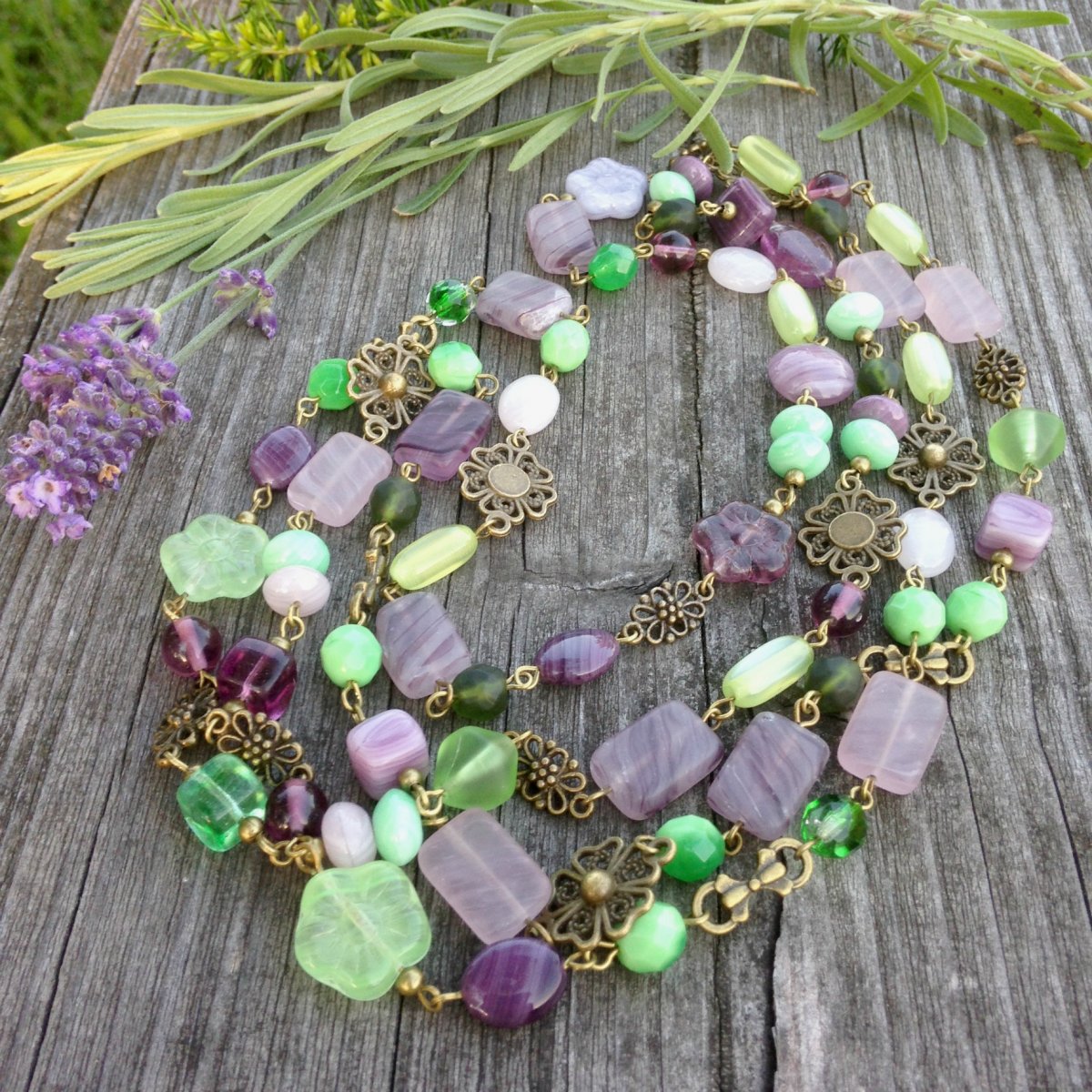 Levandulové korále