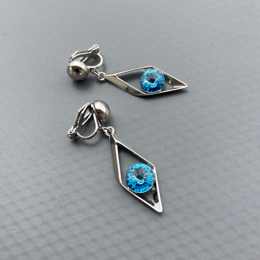 Antia.klipsy Light turquoise Swarovski kosočtverec