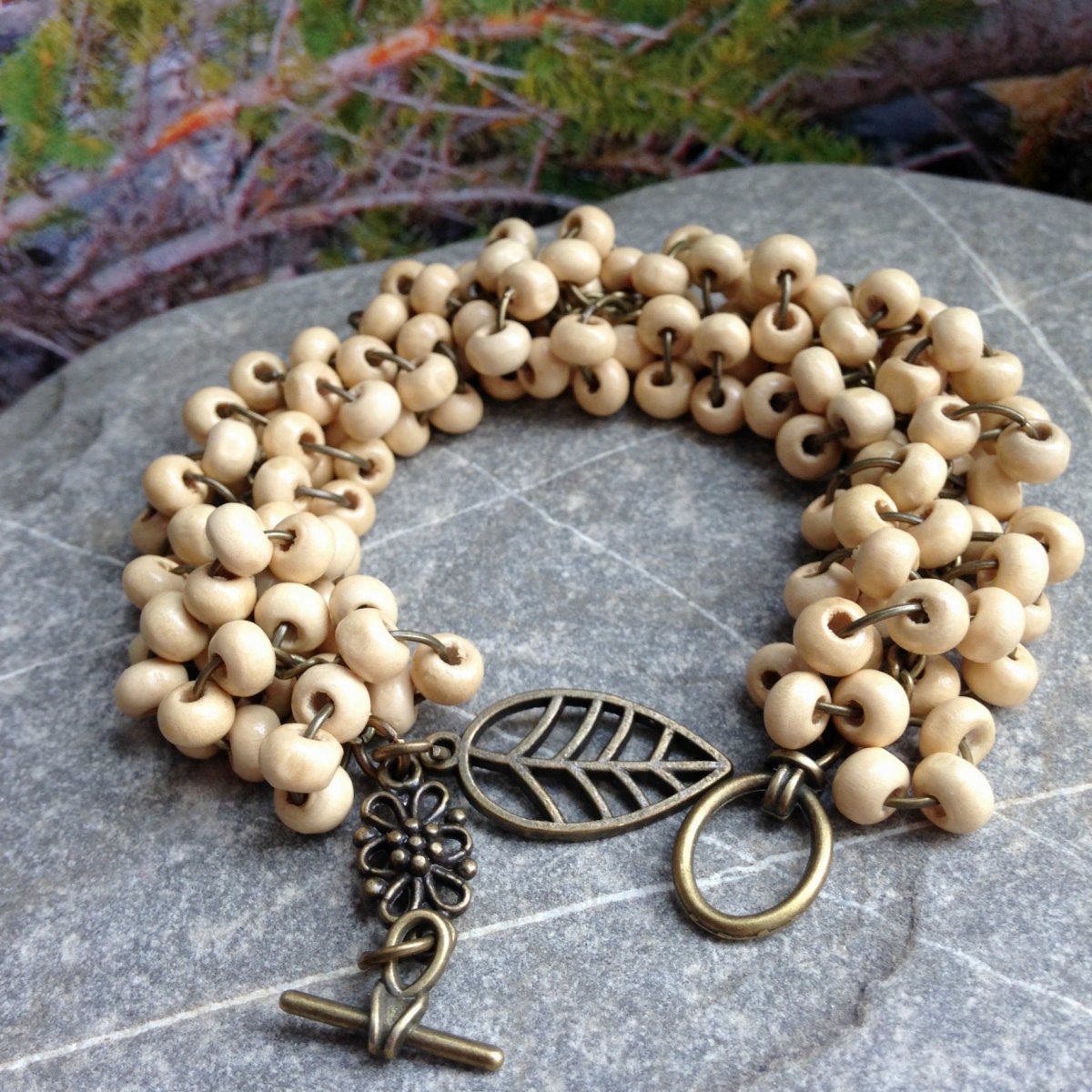 Dřevěné hrozny - náramek