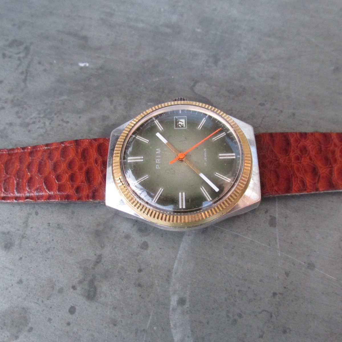 Náramkové hodinky PRIM ala " Rolex " z roku 1981 s datumem