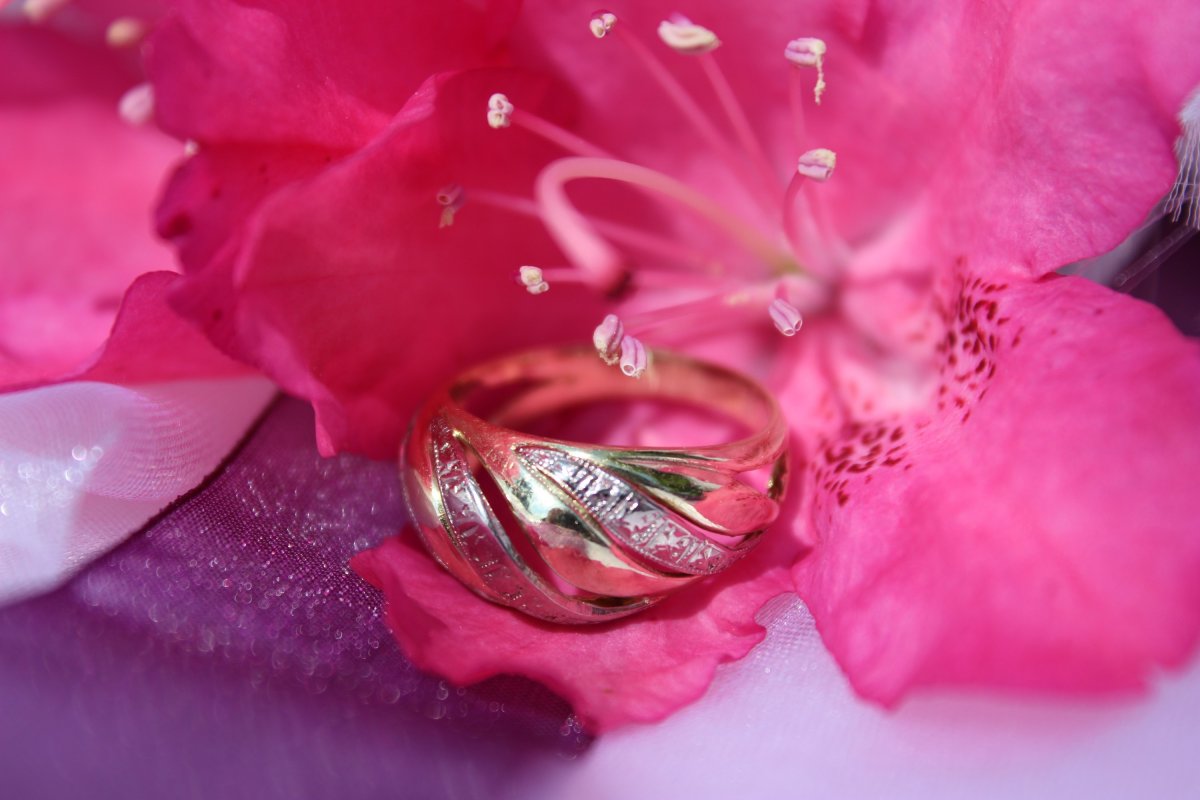 Prsten ze žlutého a bílého zlata