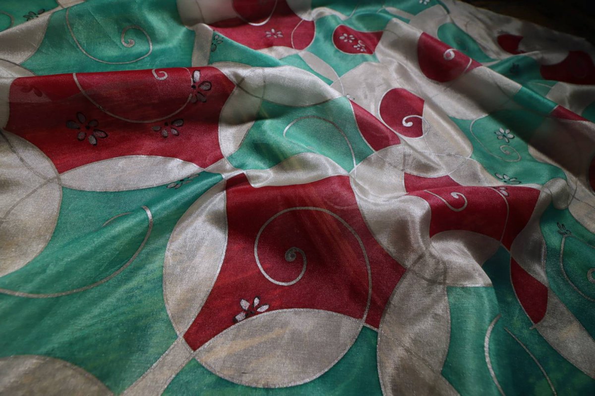 Spirály - hedvábný šátek