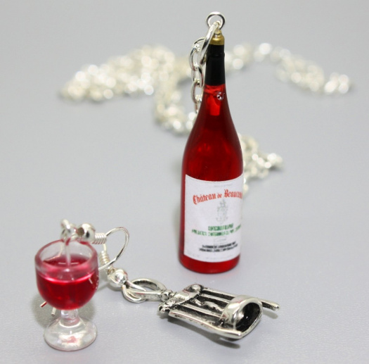 červené víno wine Chateauneuf du Pape.. komplet s vývrtkou