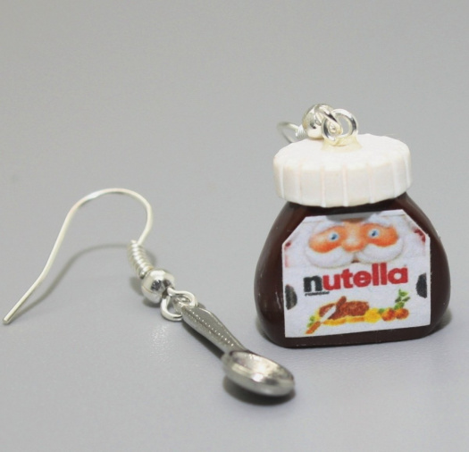 nutella se lžičkou