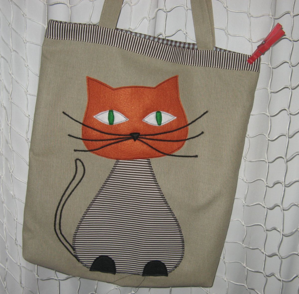 S kočkou pruhovanou :-))