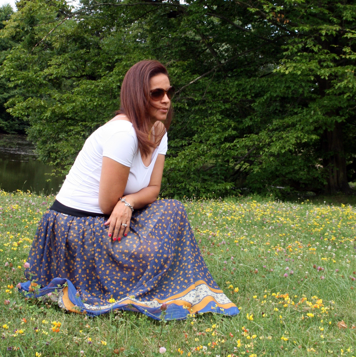 Maxi sukně zlatá nitka...