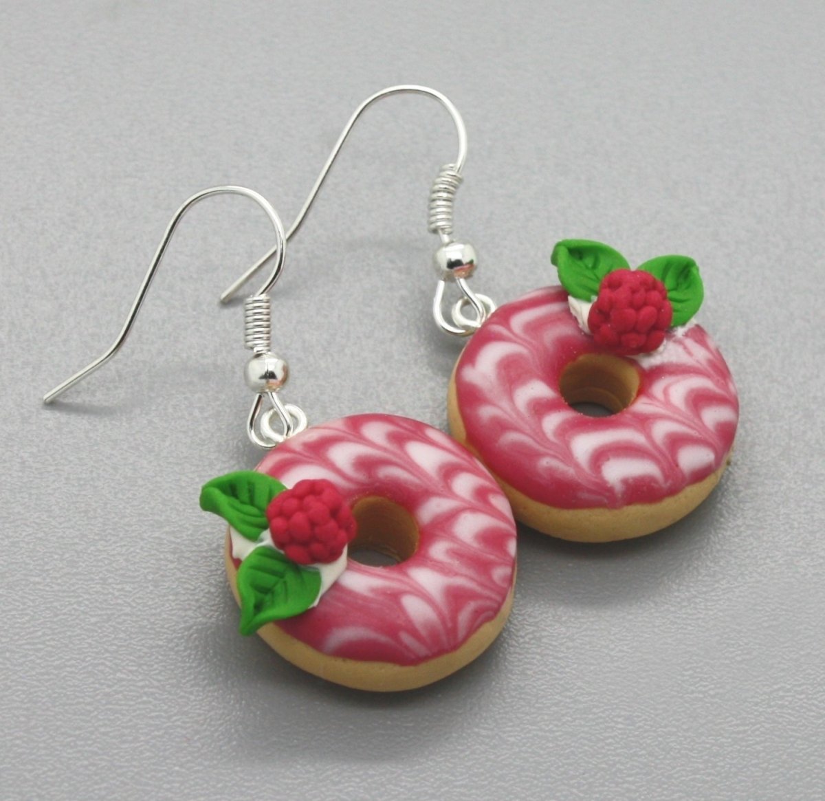 donuty  ... malinové