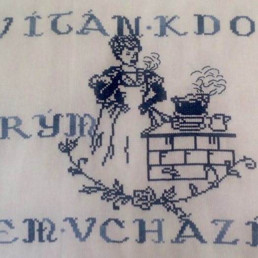 ZÁVĚS DO KUCHYNĚ