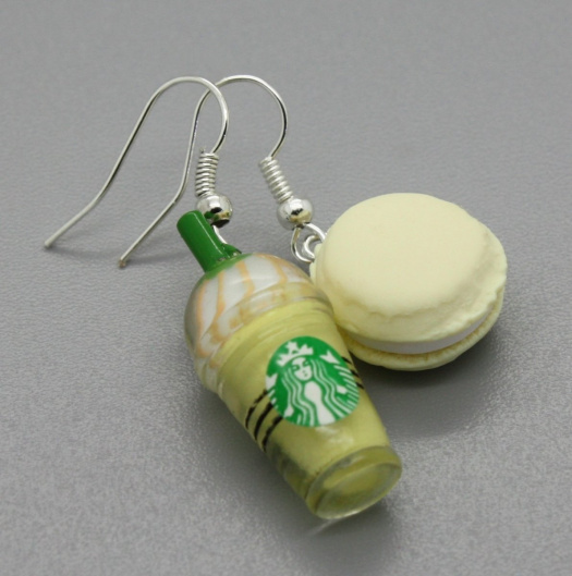 Starbucks a makronka