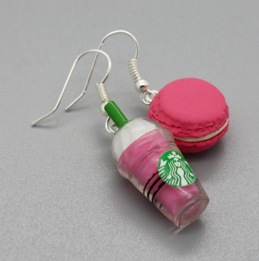 Starbucks a makronka