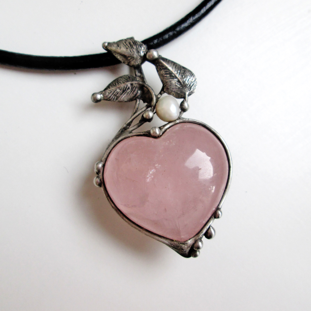 Růženín srdce s perlou