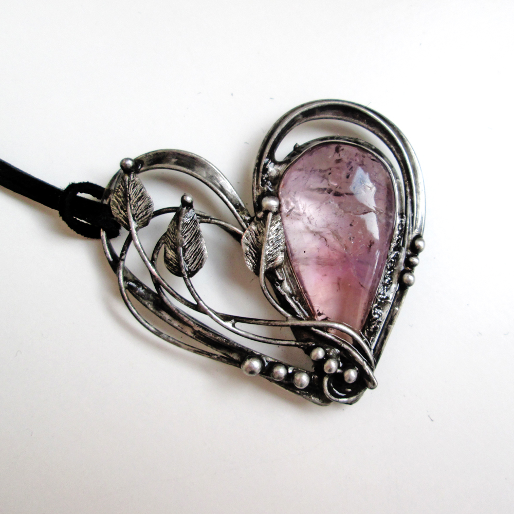Ametyst srdce
