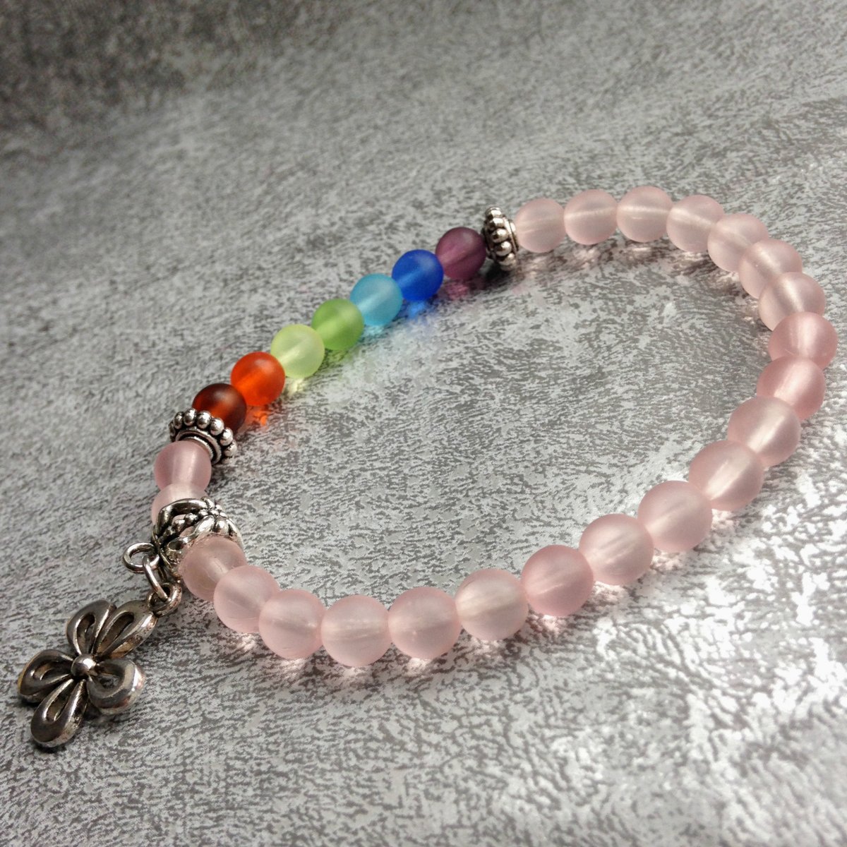 Růžový čakrový náramek