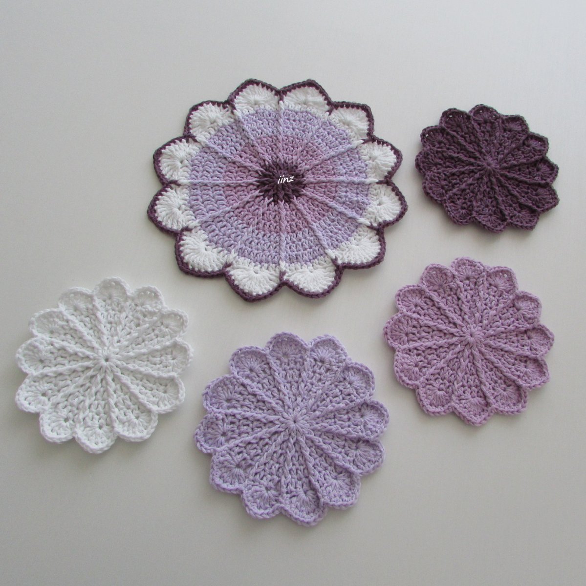 Háčkované prostírání - sada