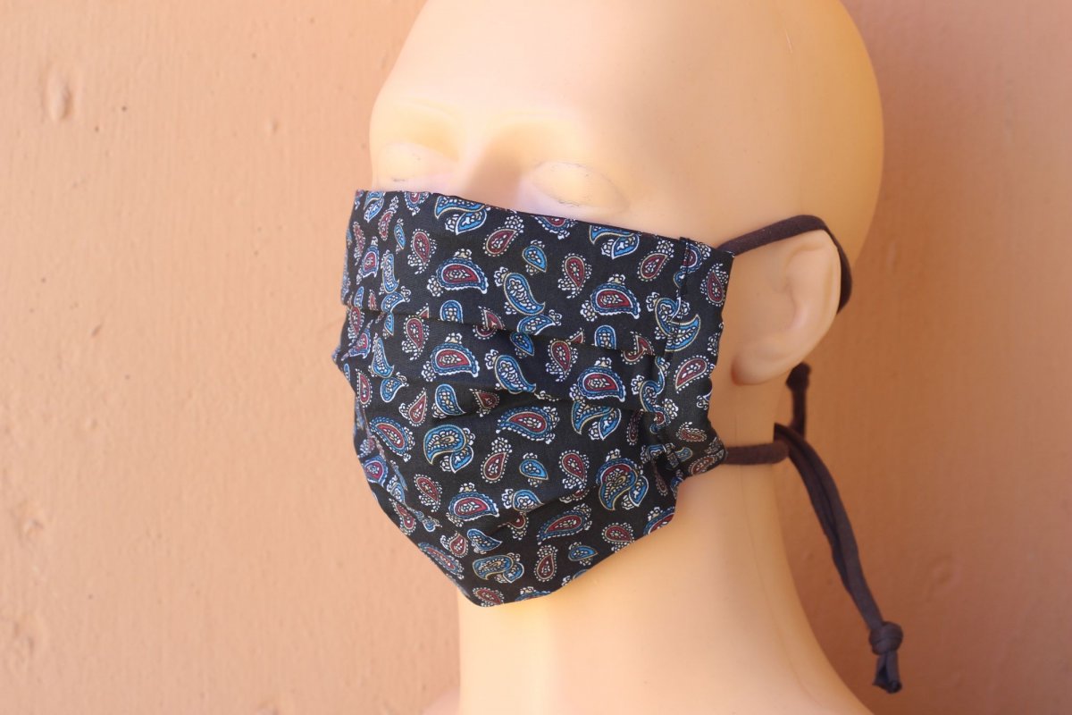 Tmavá rouška - s drátkem na vytvarování nosu