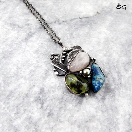 Náhrdelník - magic flower