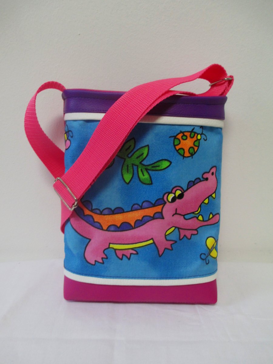 Kabelka růžový krokodýl