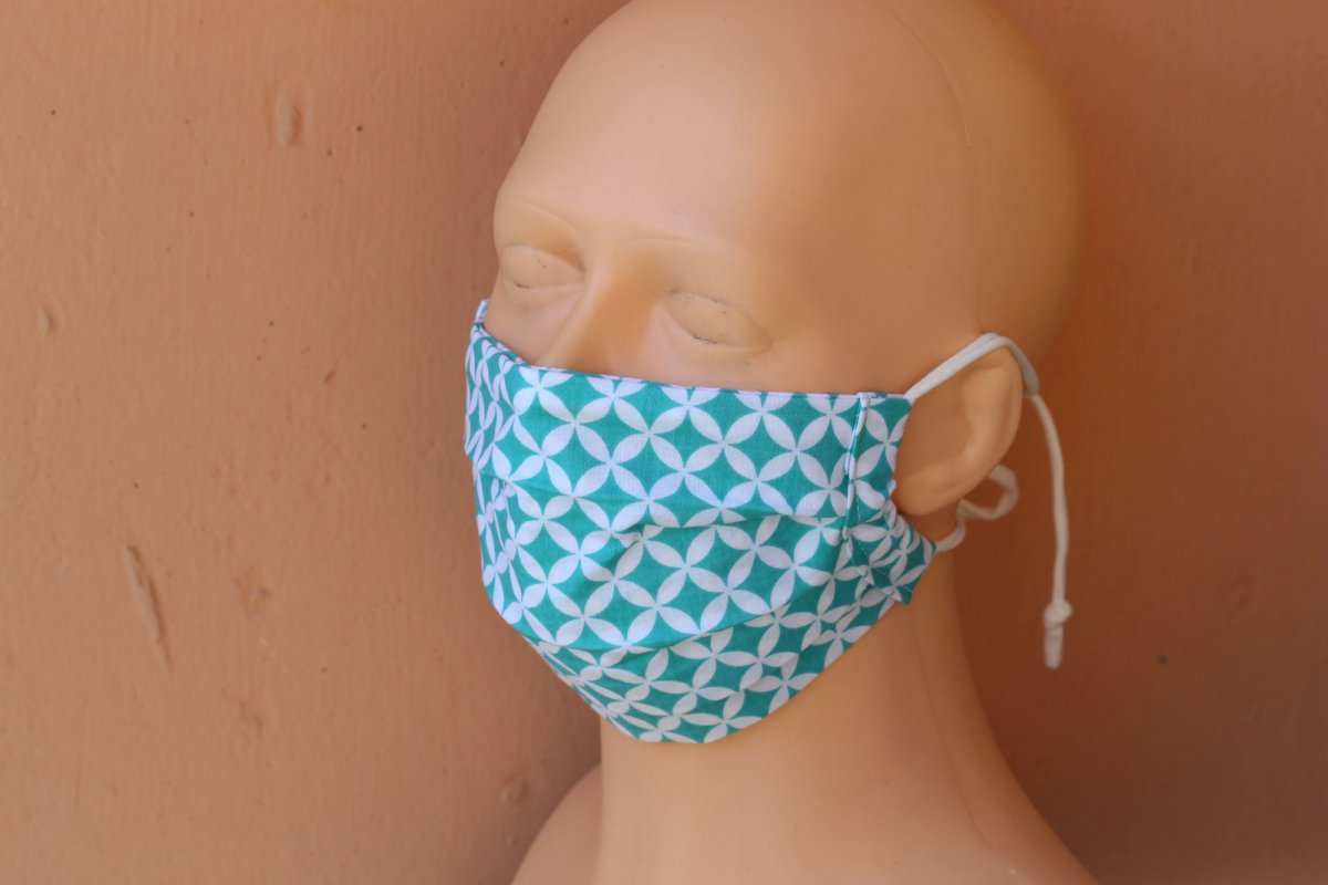 Vzorovaná rouška - s drátkem na vytvarování nosu