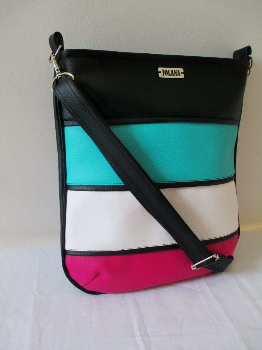 Kabelka barevné pruhy