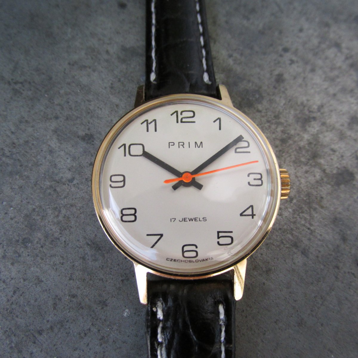 Náramkové hodinky PRIM z roku 1981 pozlacené
