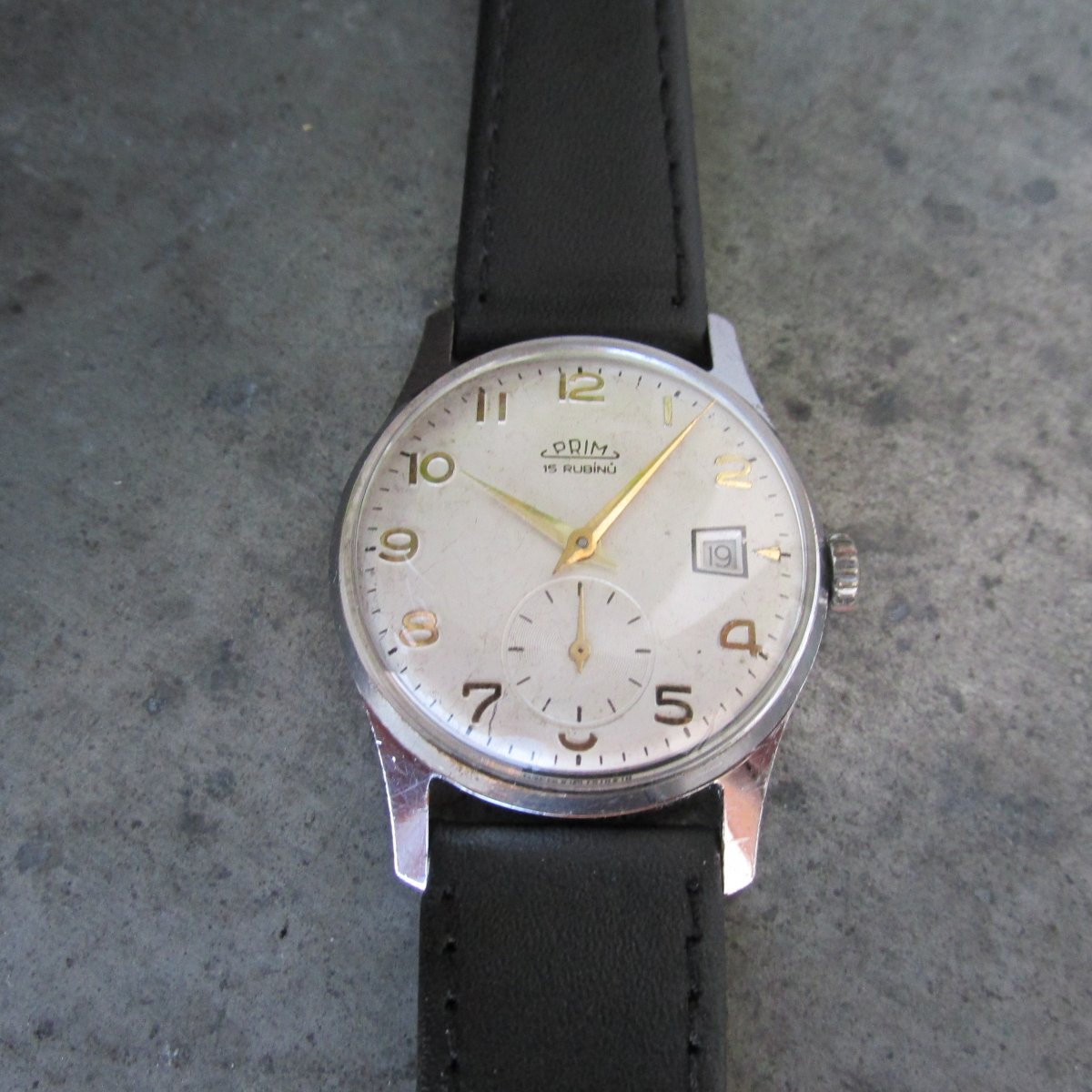 Pánské náramkové hodinky PRIM z roku 1962