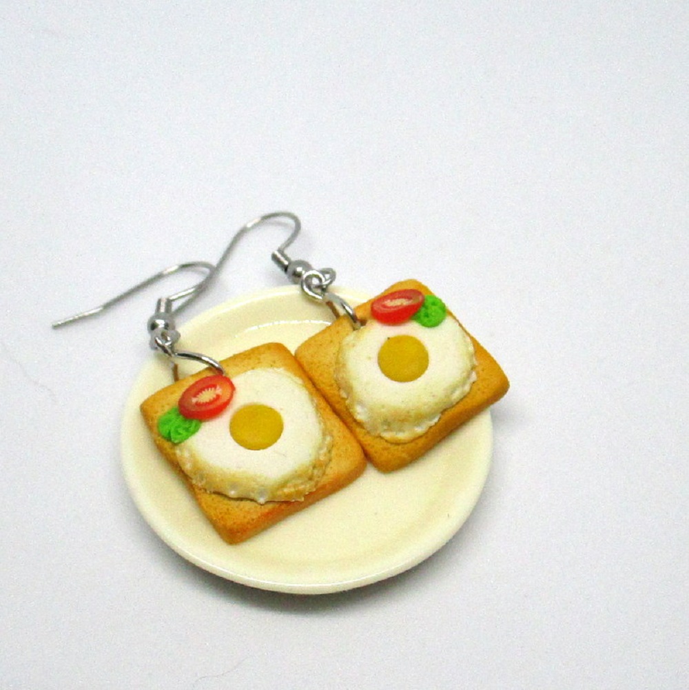 Náušnice volské oko a toastový chléb