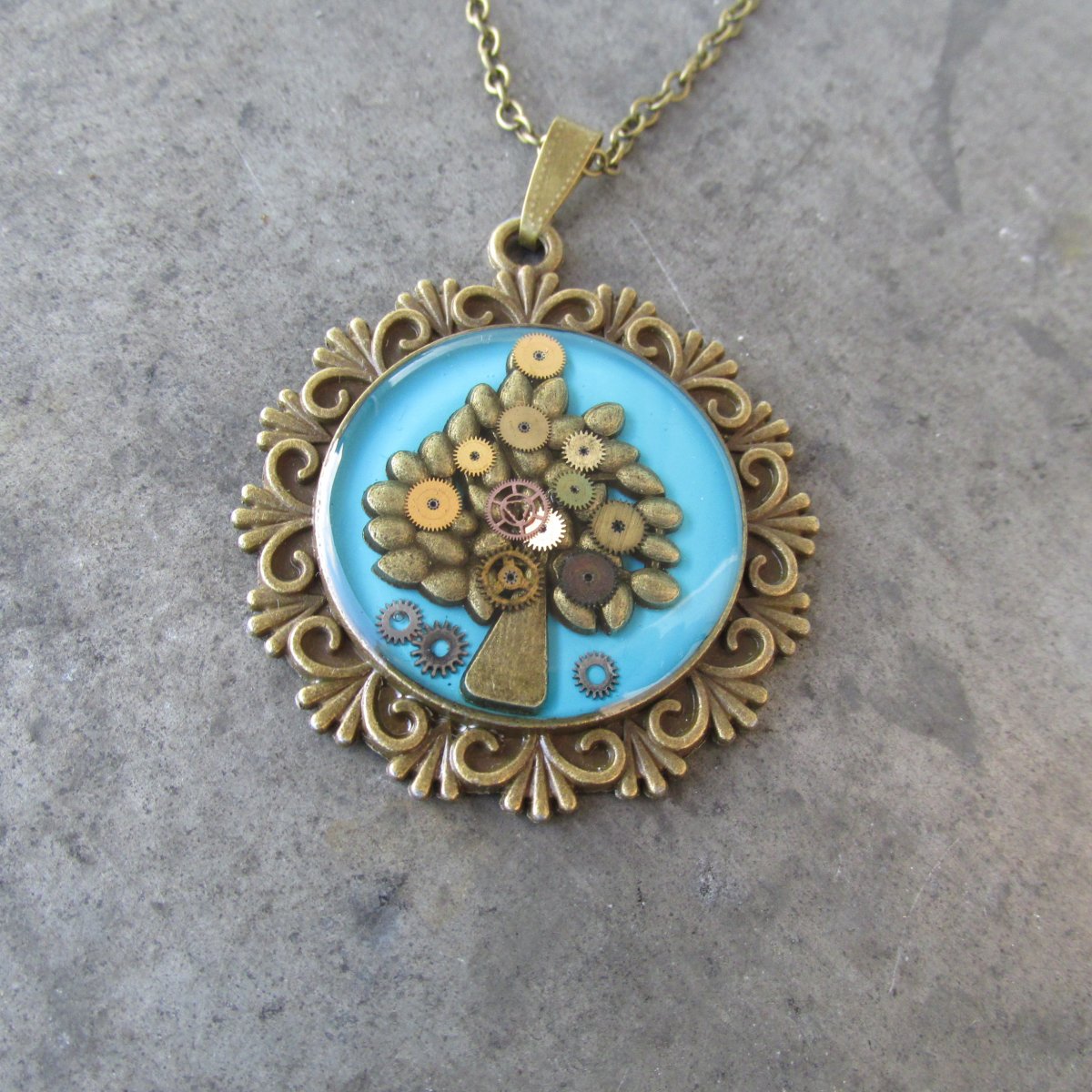 Stromeček pro štěstí tyrkysový, steampunk přívěsek