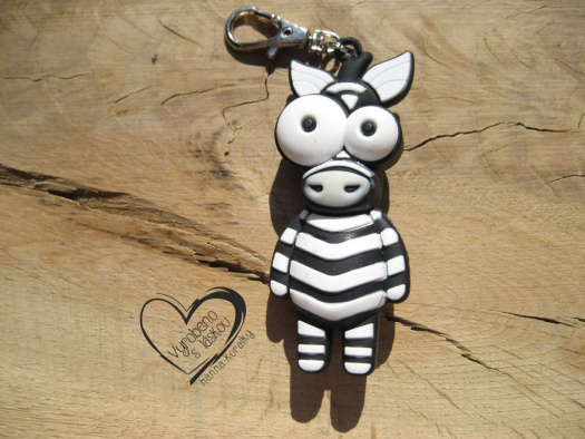 KLÍČENKA - PŘÍVĚSEK - ZEBRA