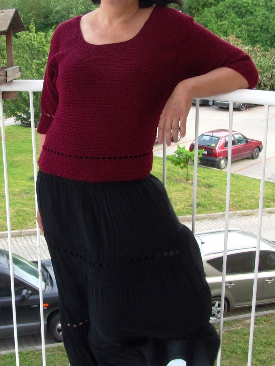 HÁČKOVANÁ HALENKA V RETRO STYLU - na přání