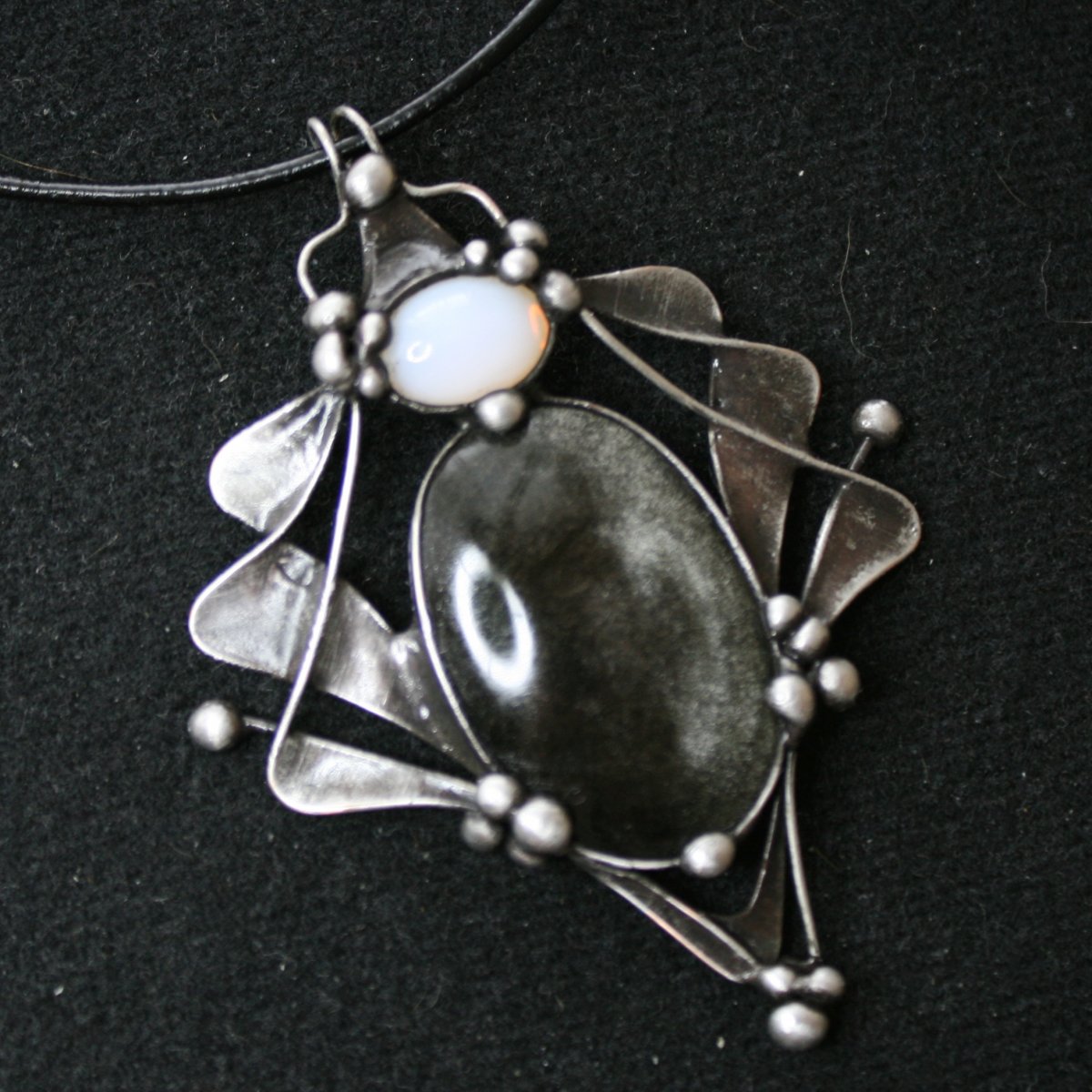 Nebe plné hvězd -  kočičí oko