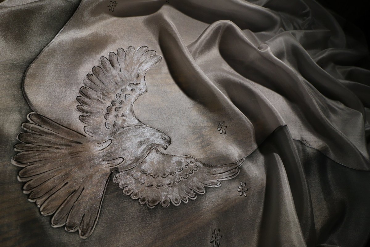 Holubice - hedvábný šátek