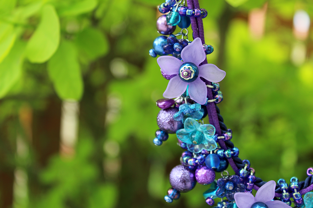 N. třapatý delší "Se soumrakem se vkrádá..."