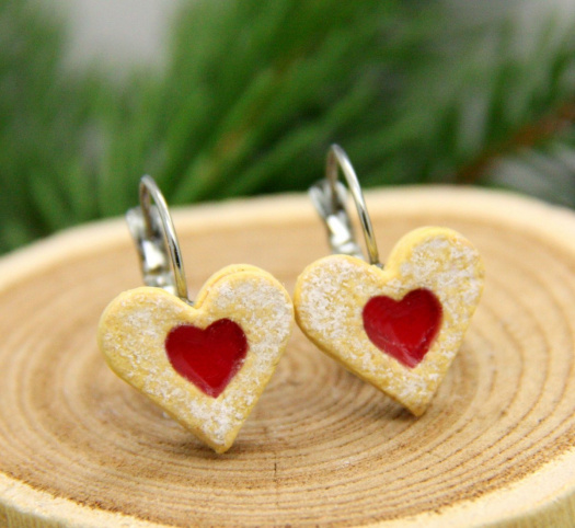 linecká srdíčka  ..  linecké ..1,5 cm cvakačky