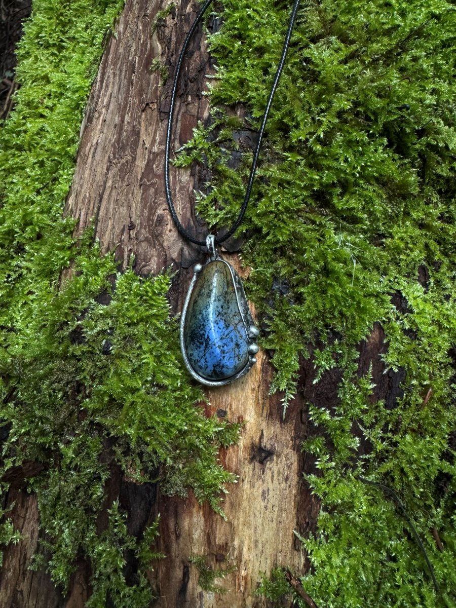 DUMORTIERIT přívěšek