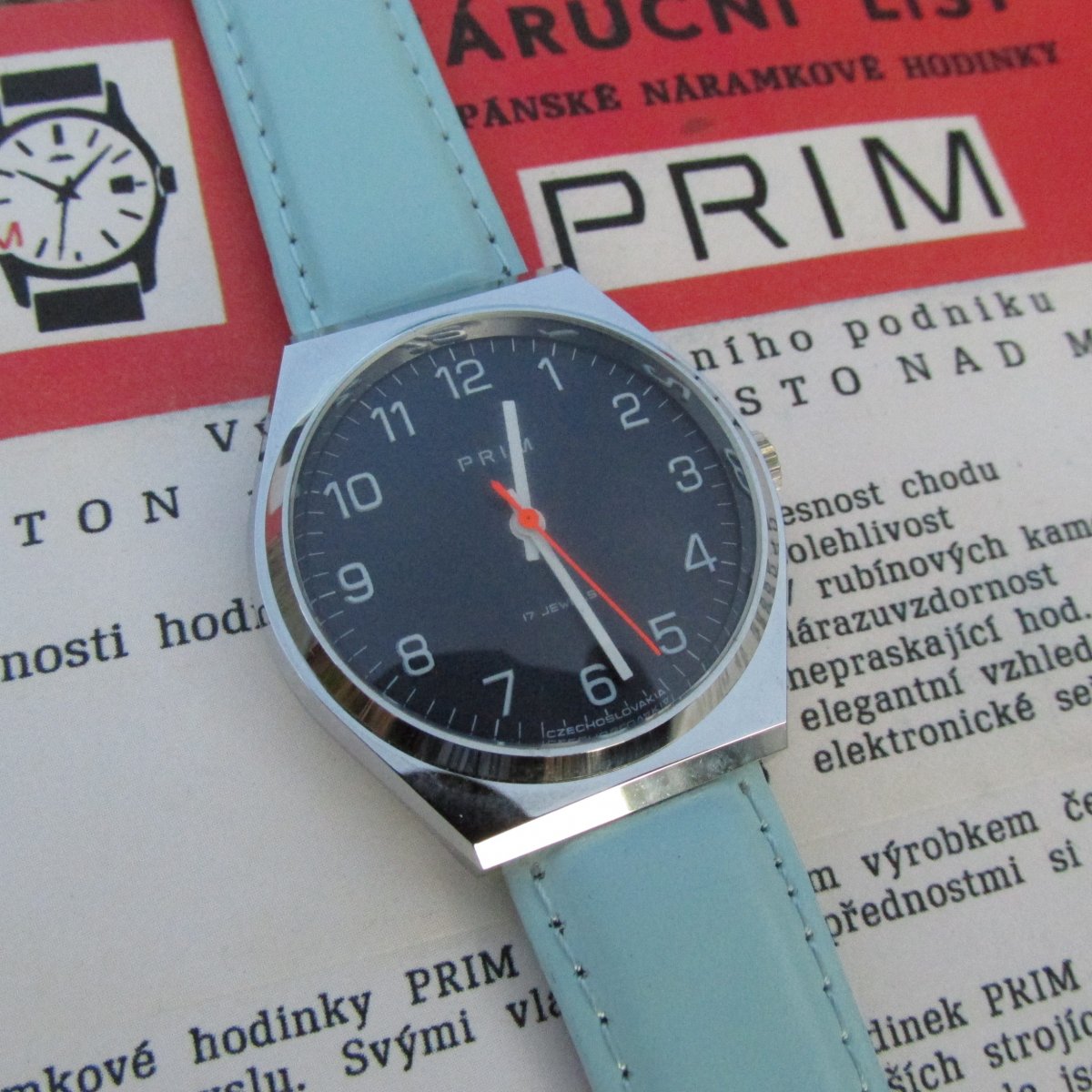Náramkové hodinky PRIM z roku 1983, modré, nové