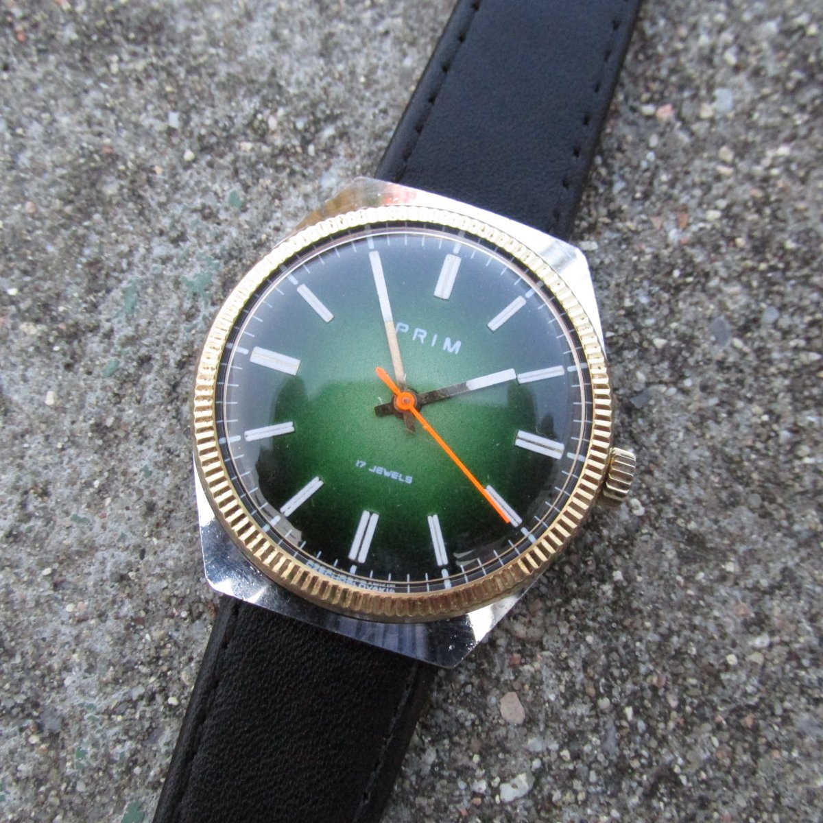 Náramkové hodinky PRIM ala 