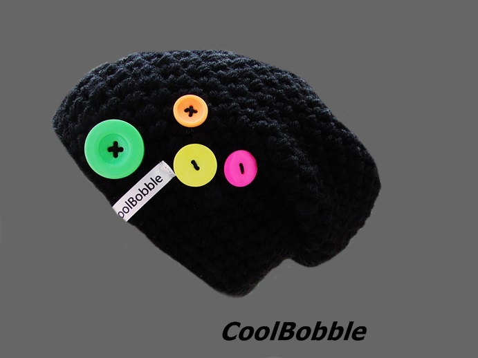 hučka CoolBobble s neon knoflíky