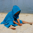 IHNED: Dětské pončo k vodě - tyrkysové