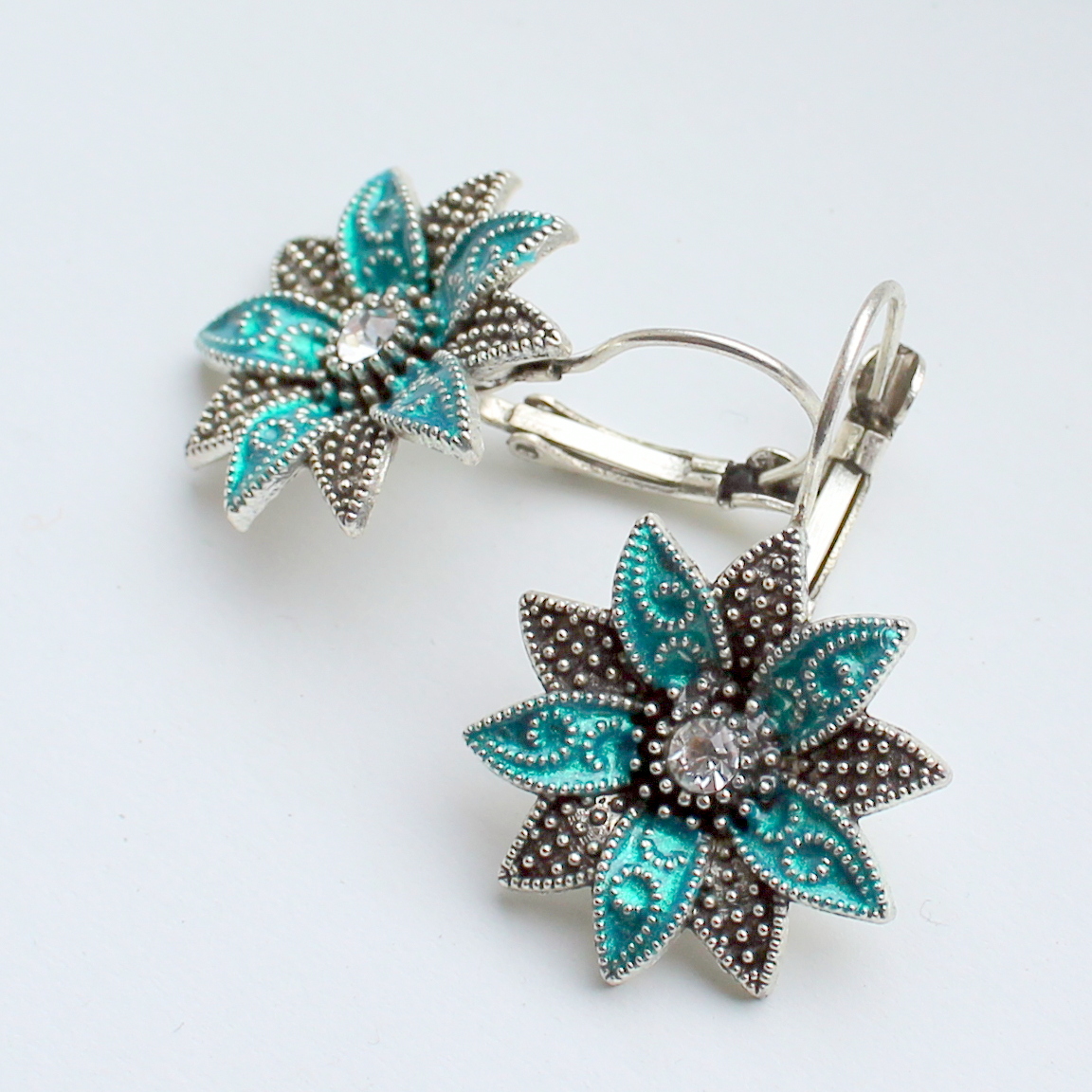 Květinkové náušnice