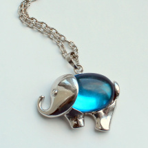 Slon - náhrdelník