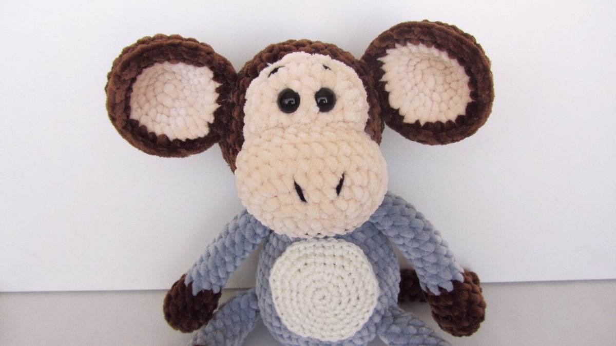 Háčkovaný opičák Filípek