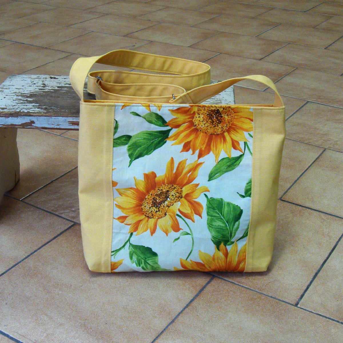 Kabelka Slunečnice 2