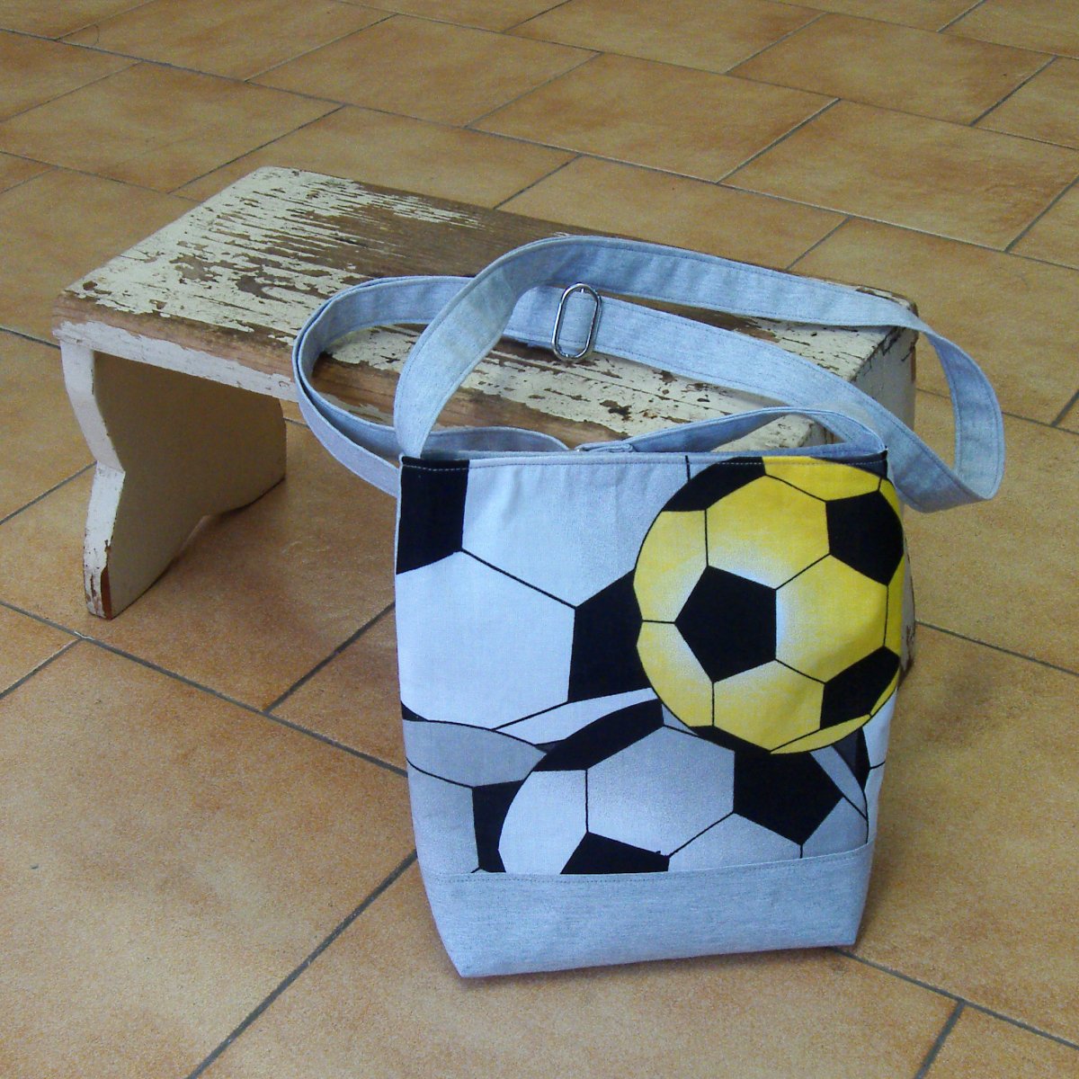 Crossbody Kopačák žlutý